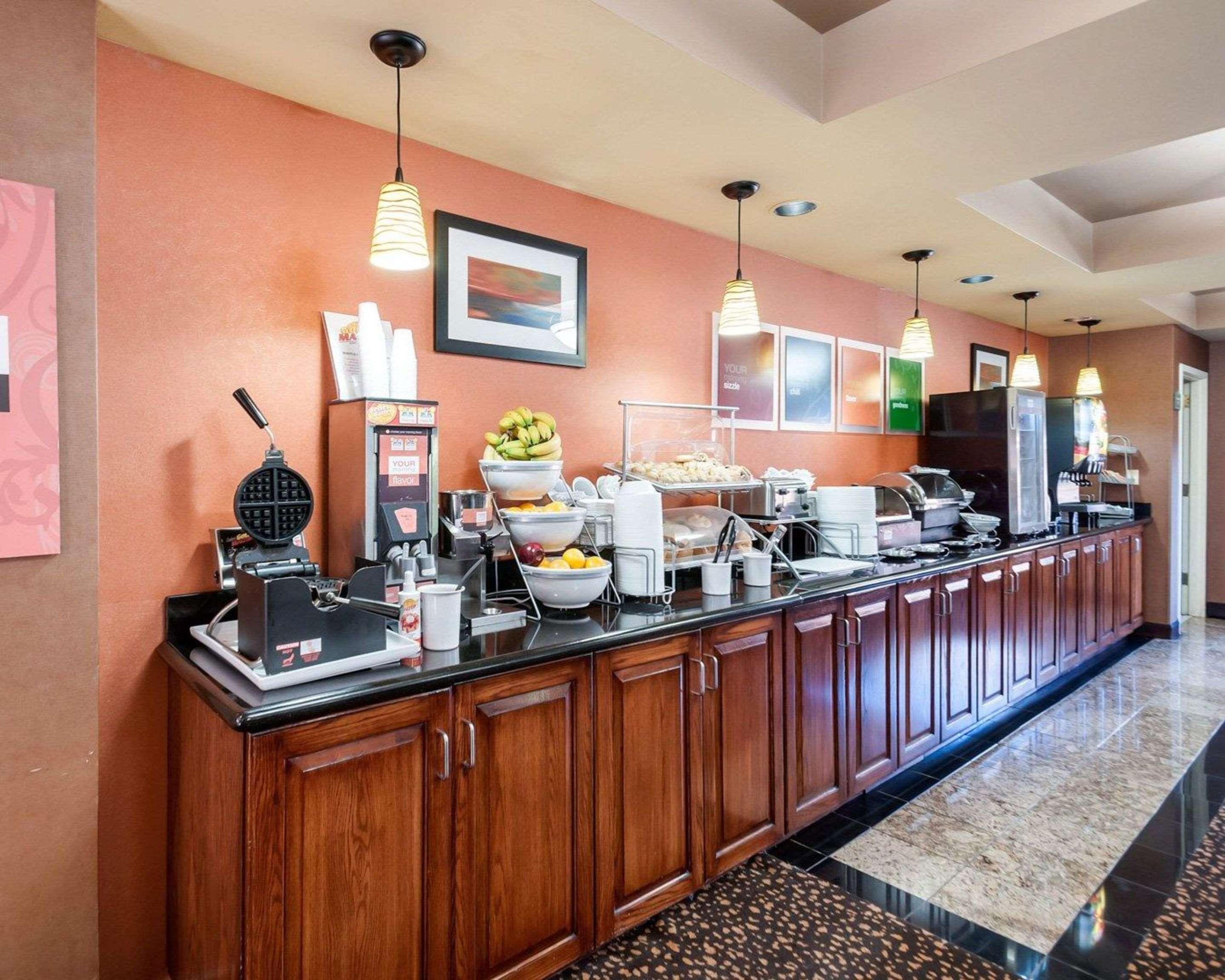 Comfort Suites Dulles Airport Chantilly Exteriör bild