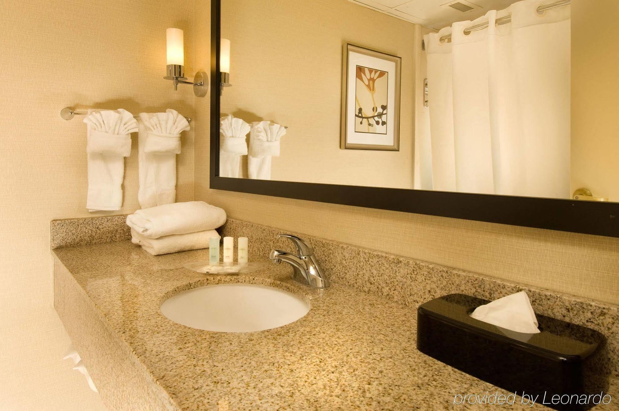 Comfort Suites Dulles Airport Chantilly Exteriör bild